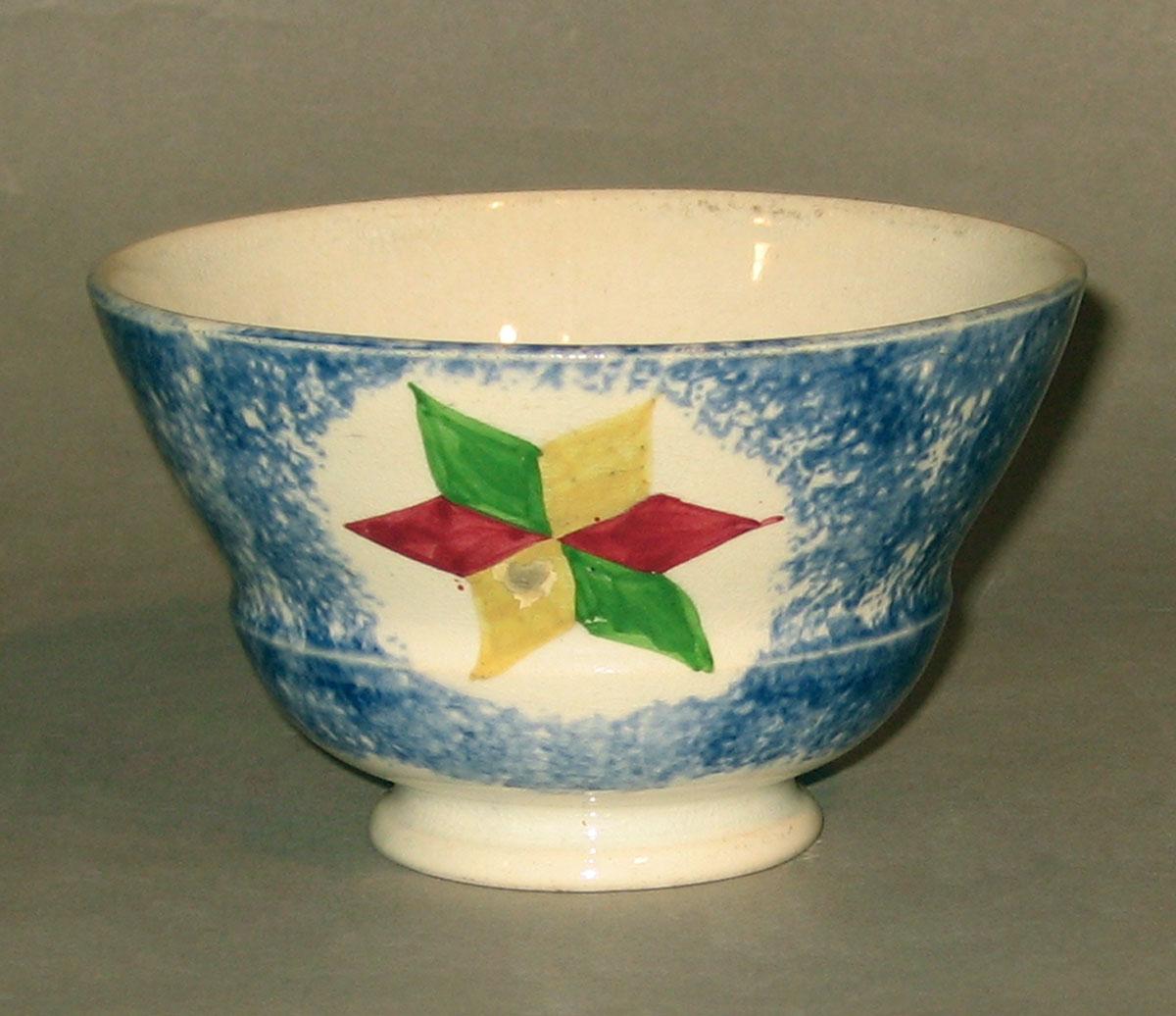 1965.0909 Spatterware teabowl