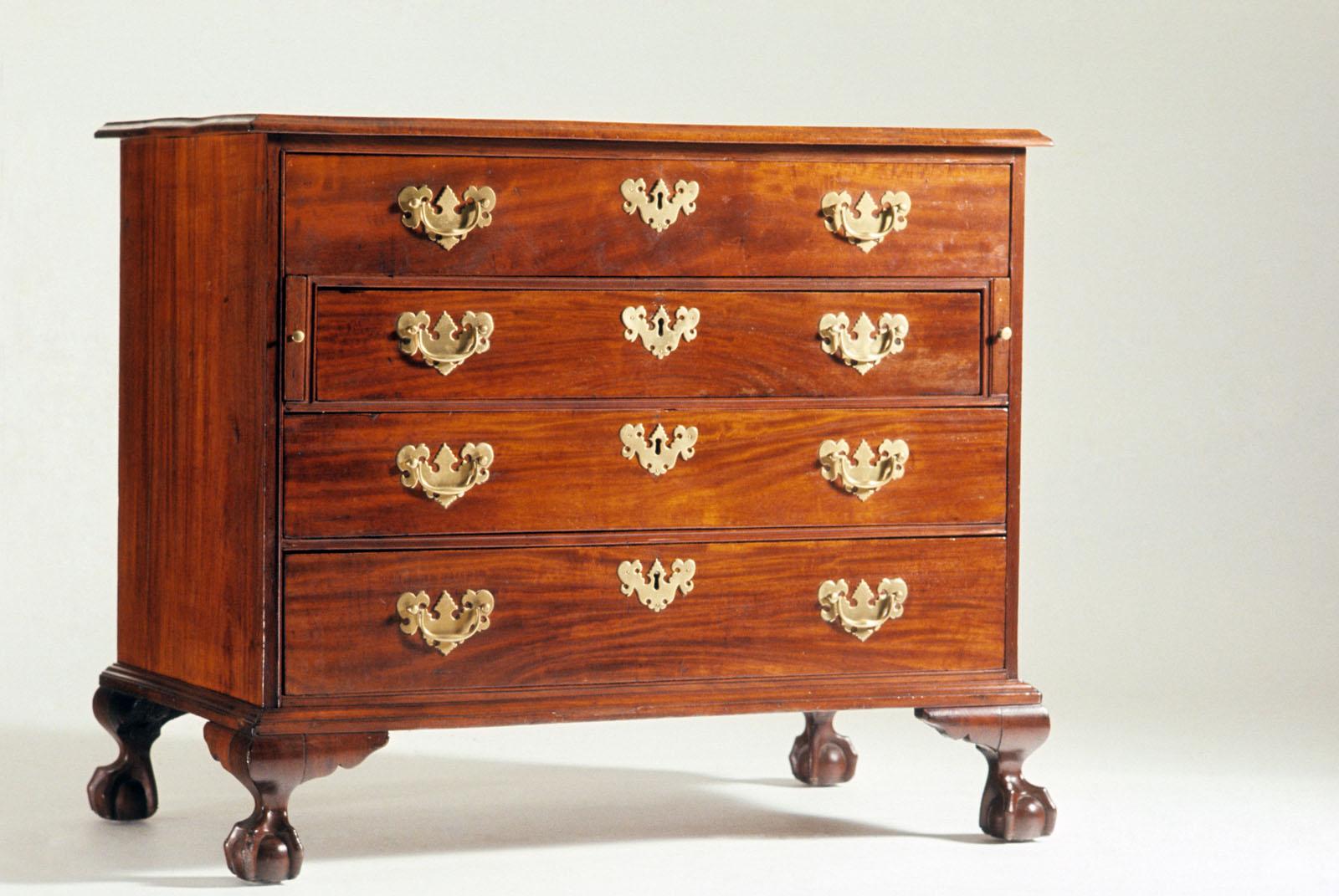 1952.0143 Chest of drawers, view 1