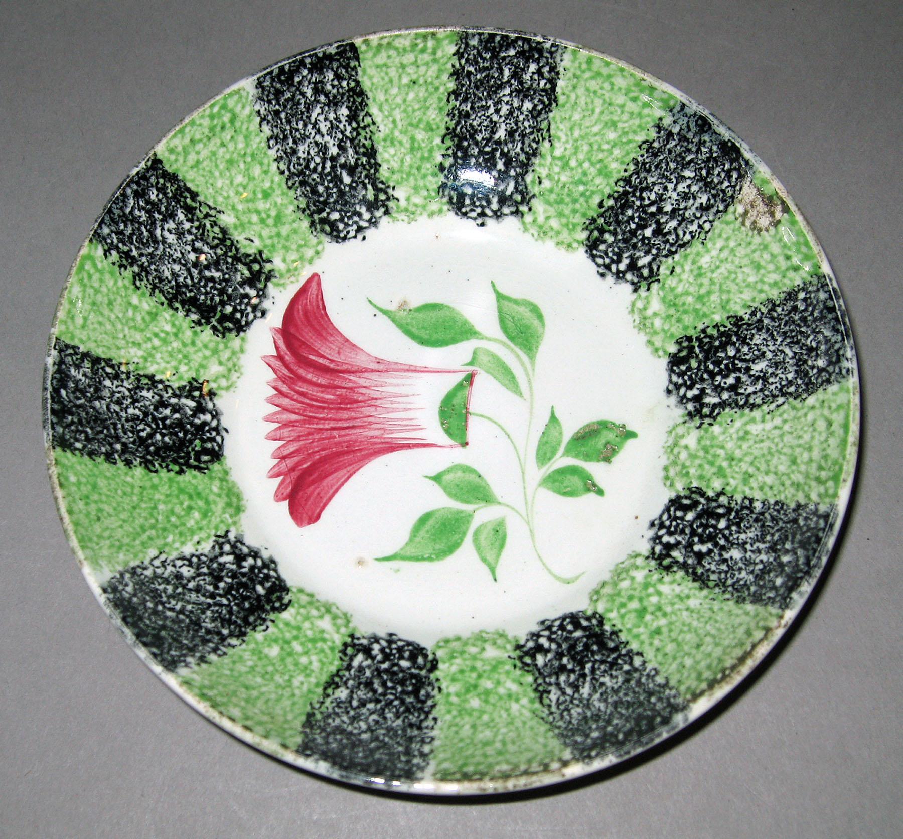 1965.0922 B Spatterware saucer