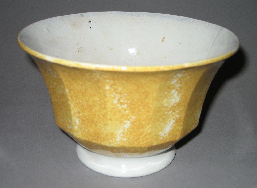 1965.0933.003 Bowl view2