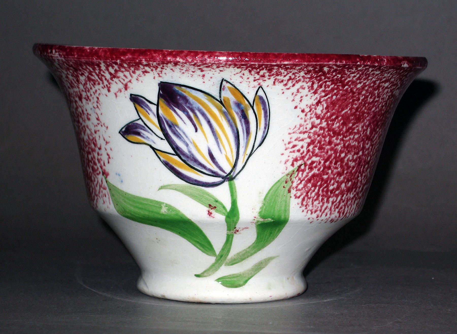 1965.0937.011 Spatterware teabowl