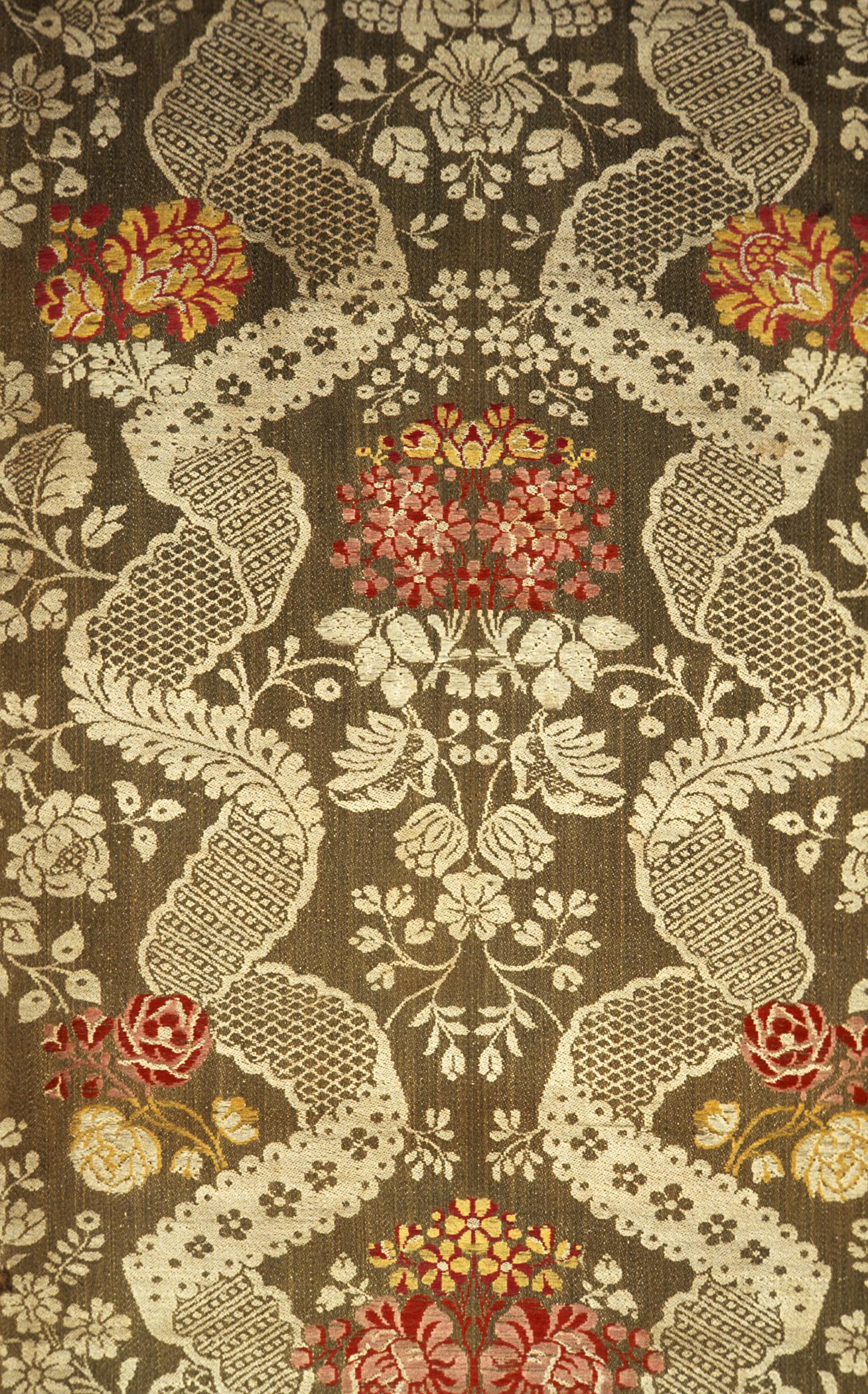 1951.0021 Chair, detail 4