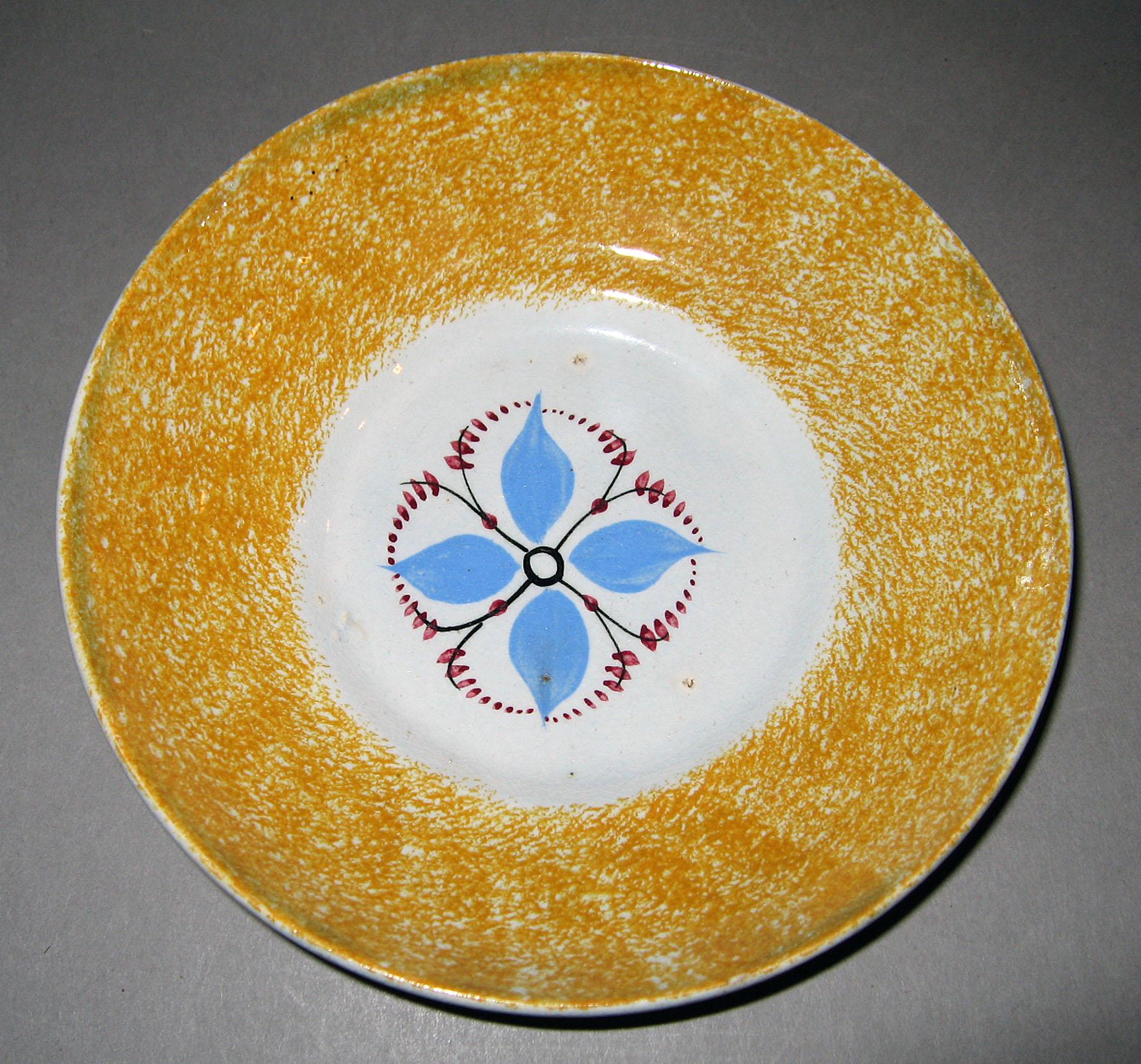 1965.0970.001 Spatterware saucer