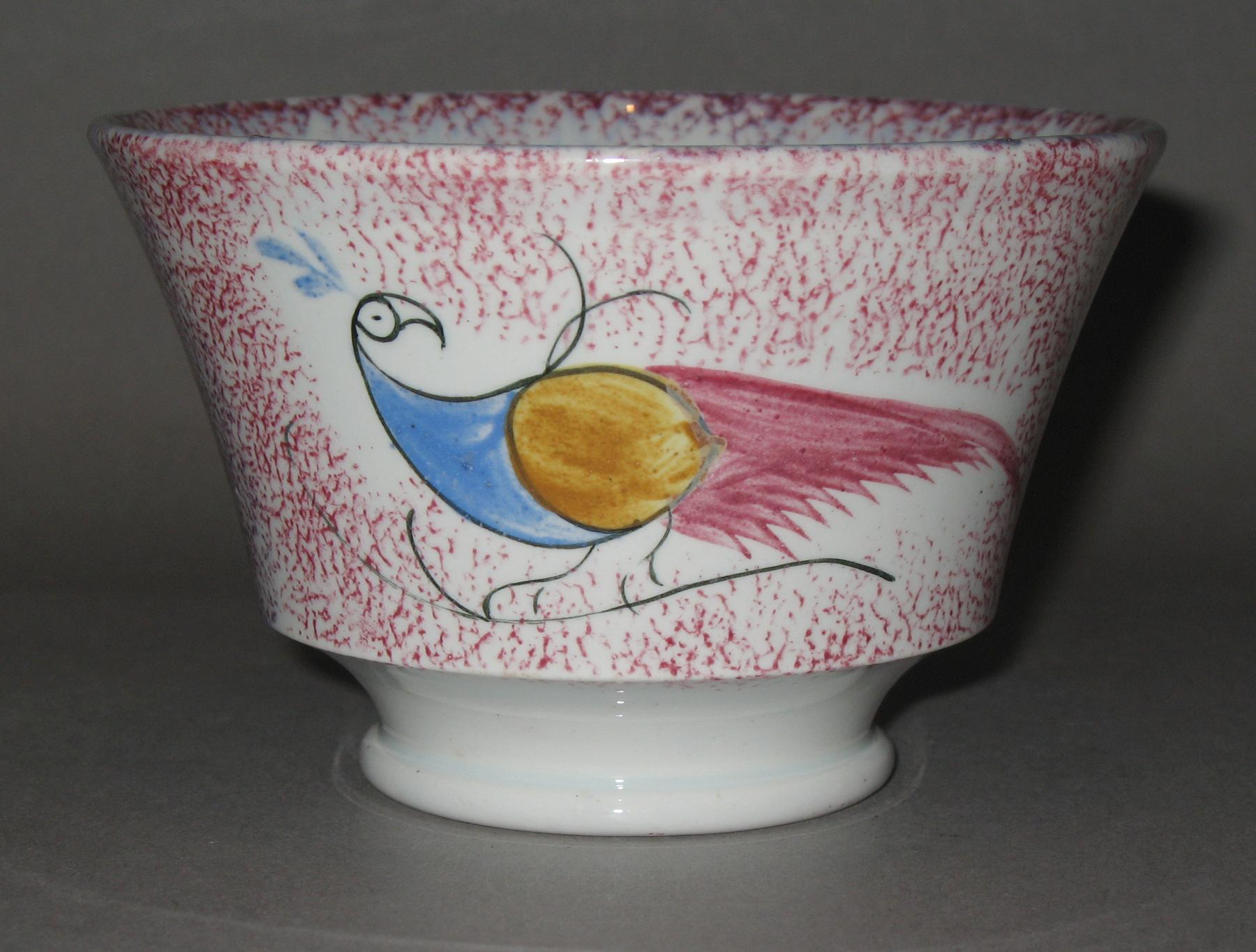 1965.0984.001 Spatterware teabowl