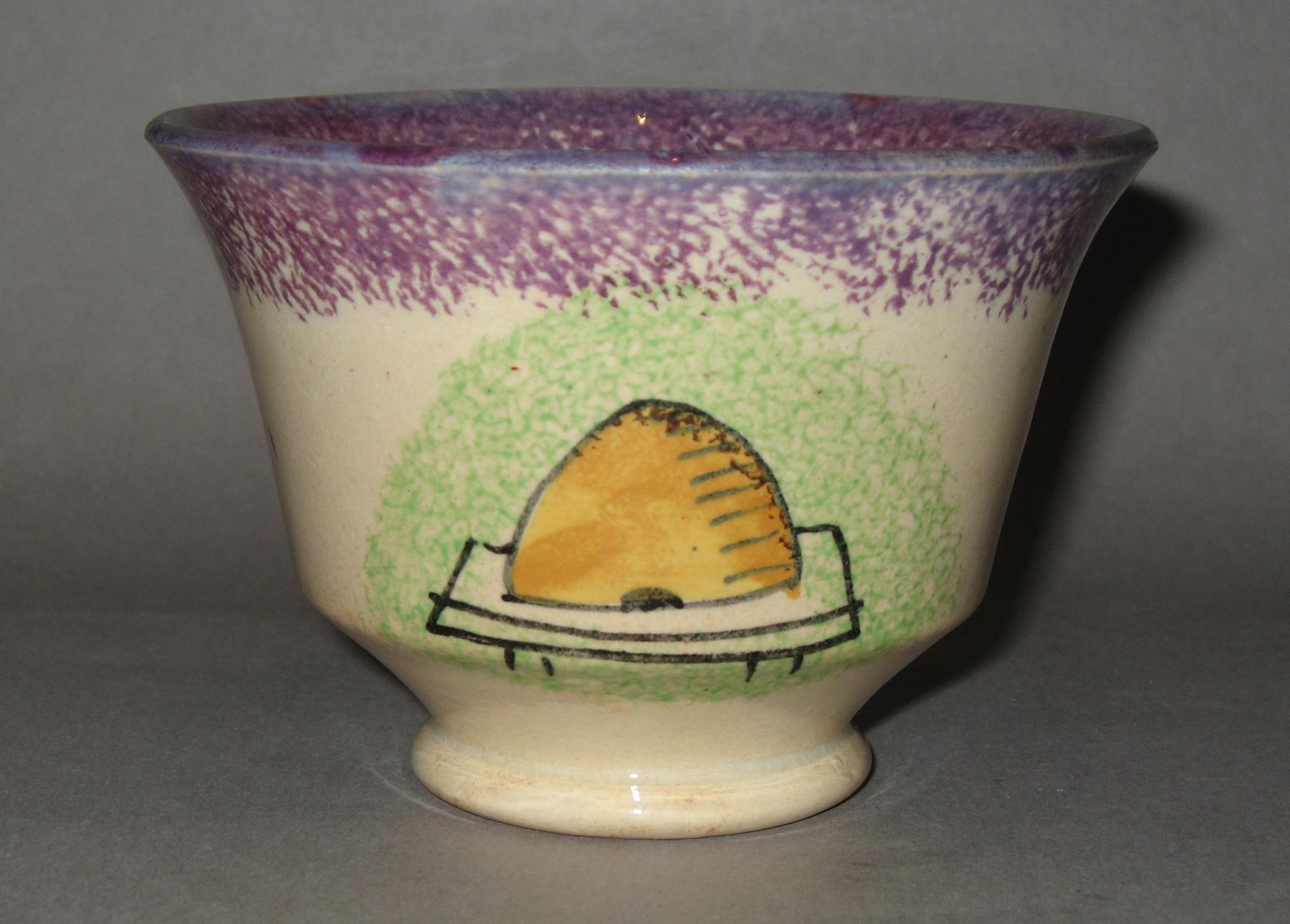 1965.1075 A Spatterware teabowl