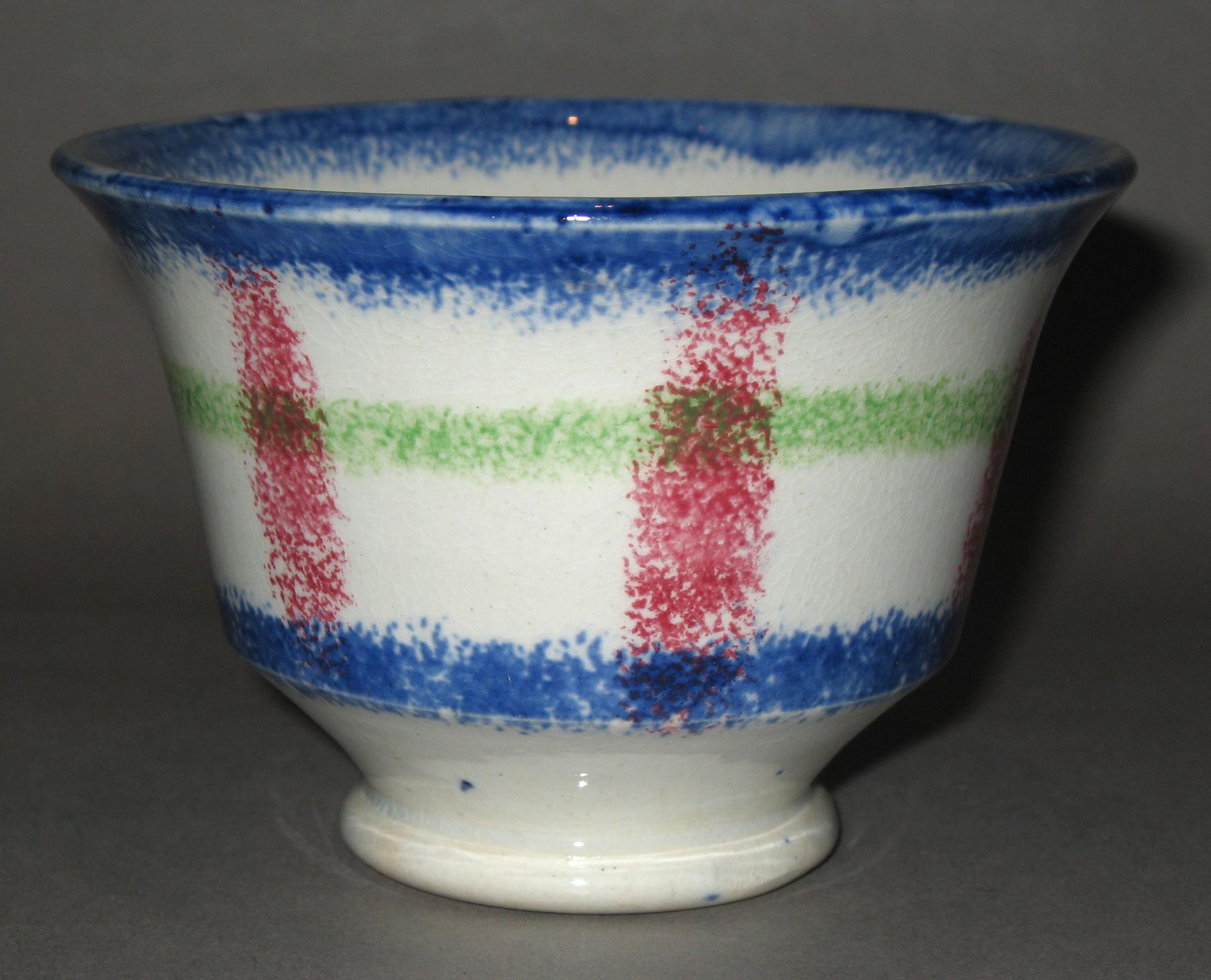 1965.1076 A Spatterware teabowl