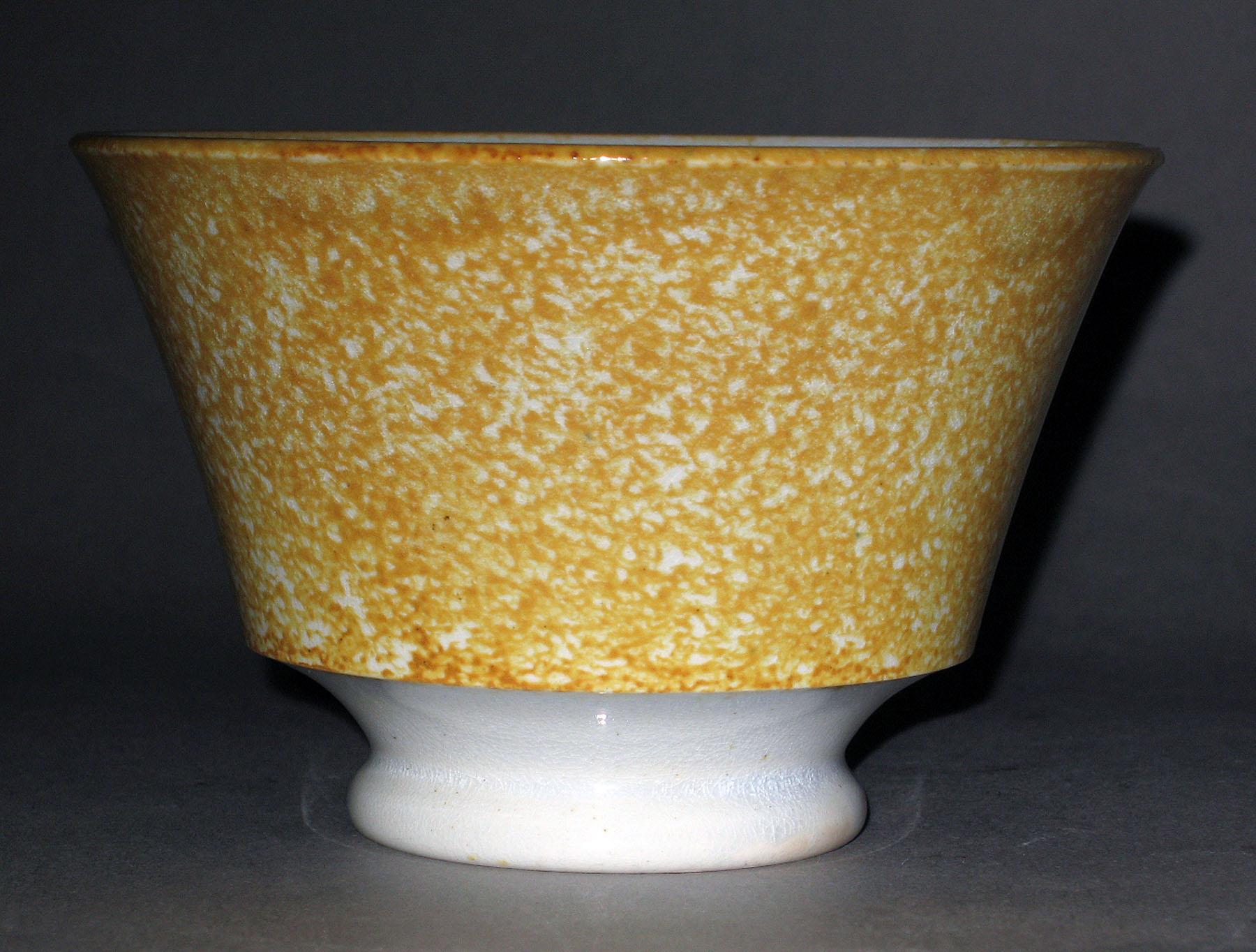 1965.1079 A Spatterware teabowl