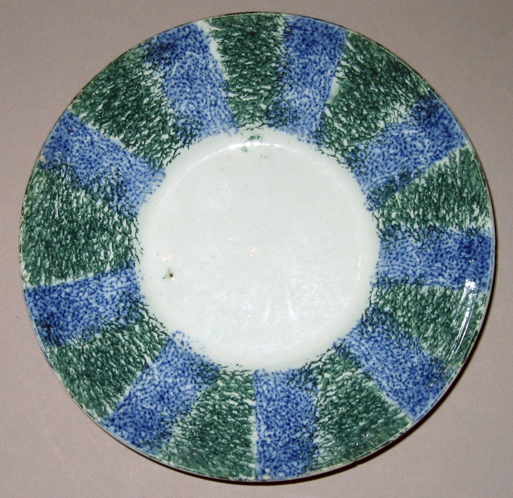 1965.1086 B Saucer