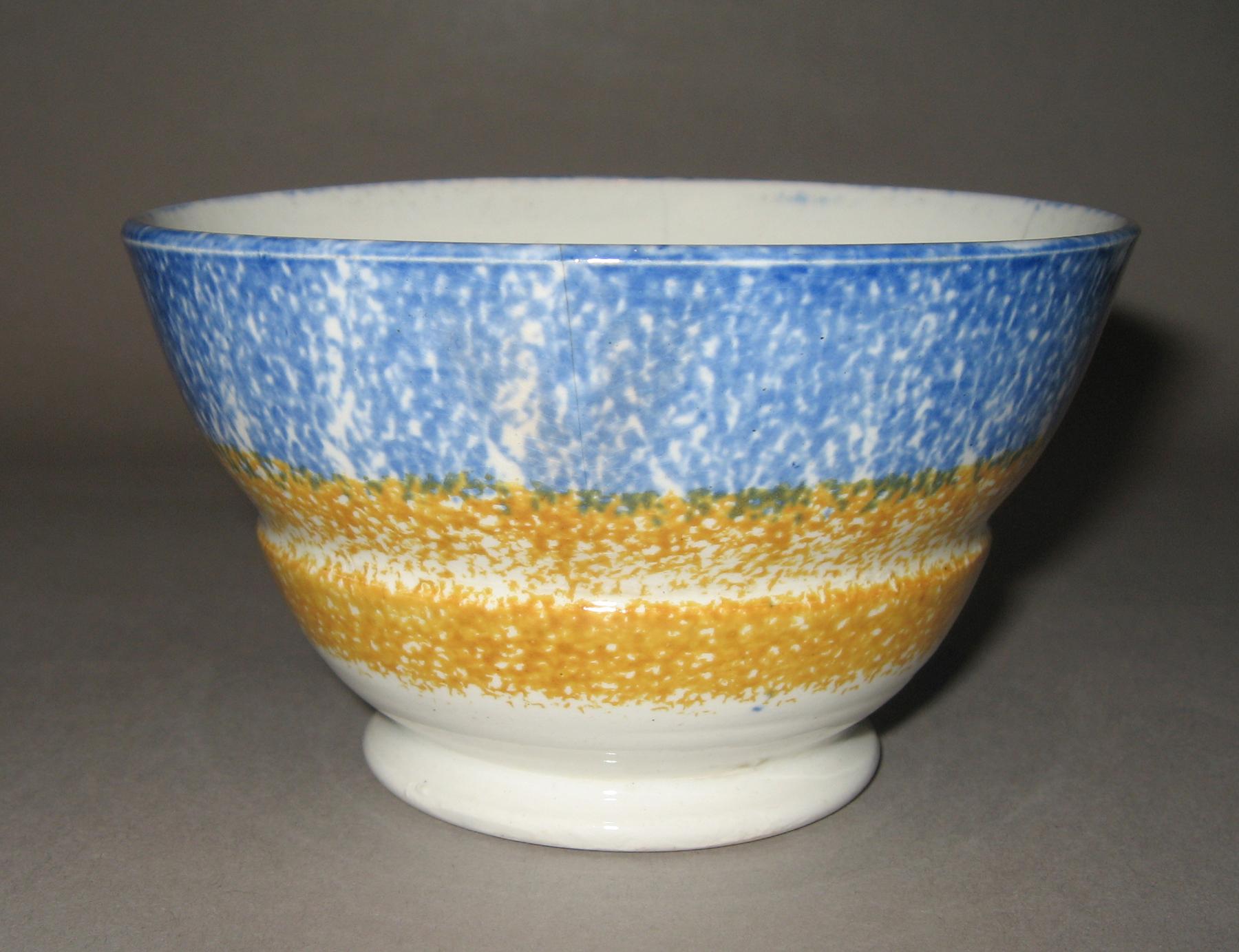 1965.1100 A Spatterware teabowl