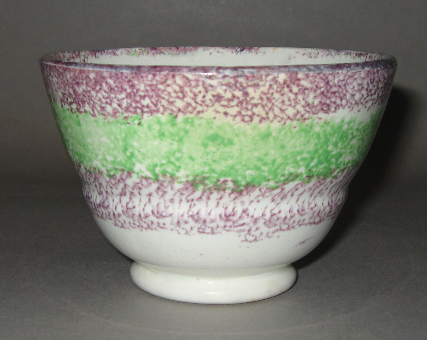 1965.1101 A Spatterware teabowl