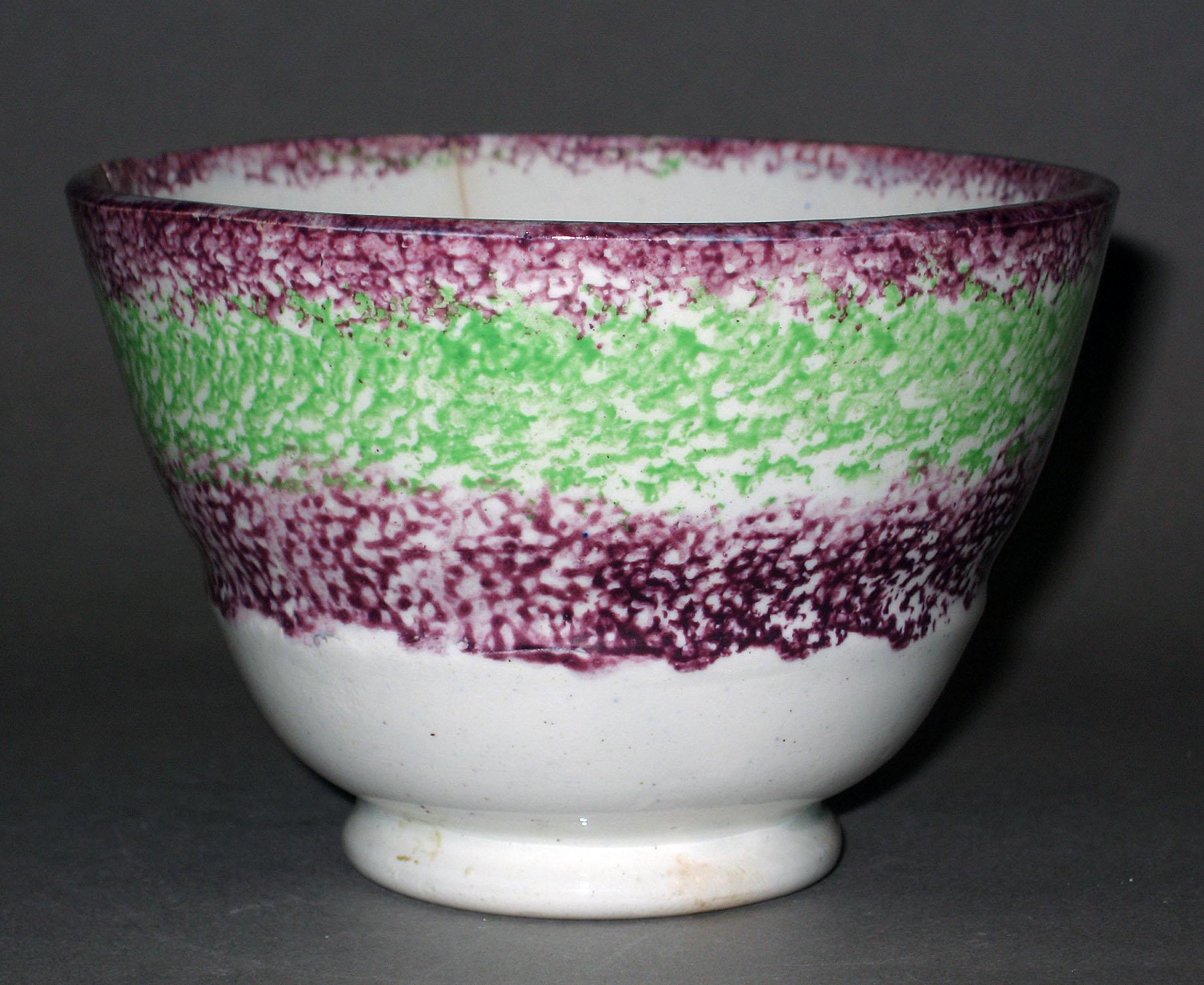 1965.1105 Spatterware teabowl