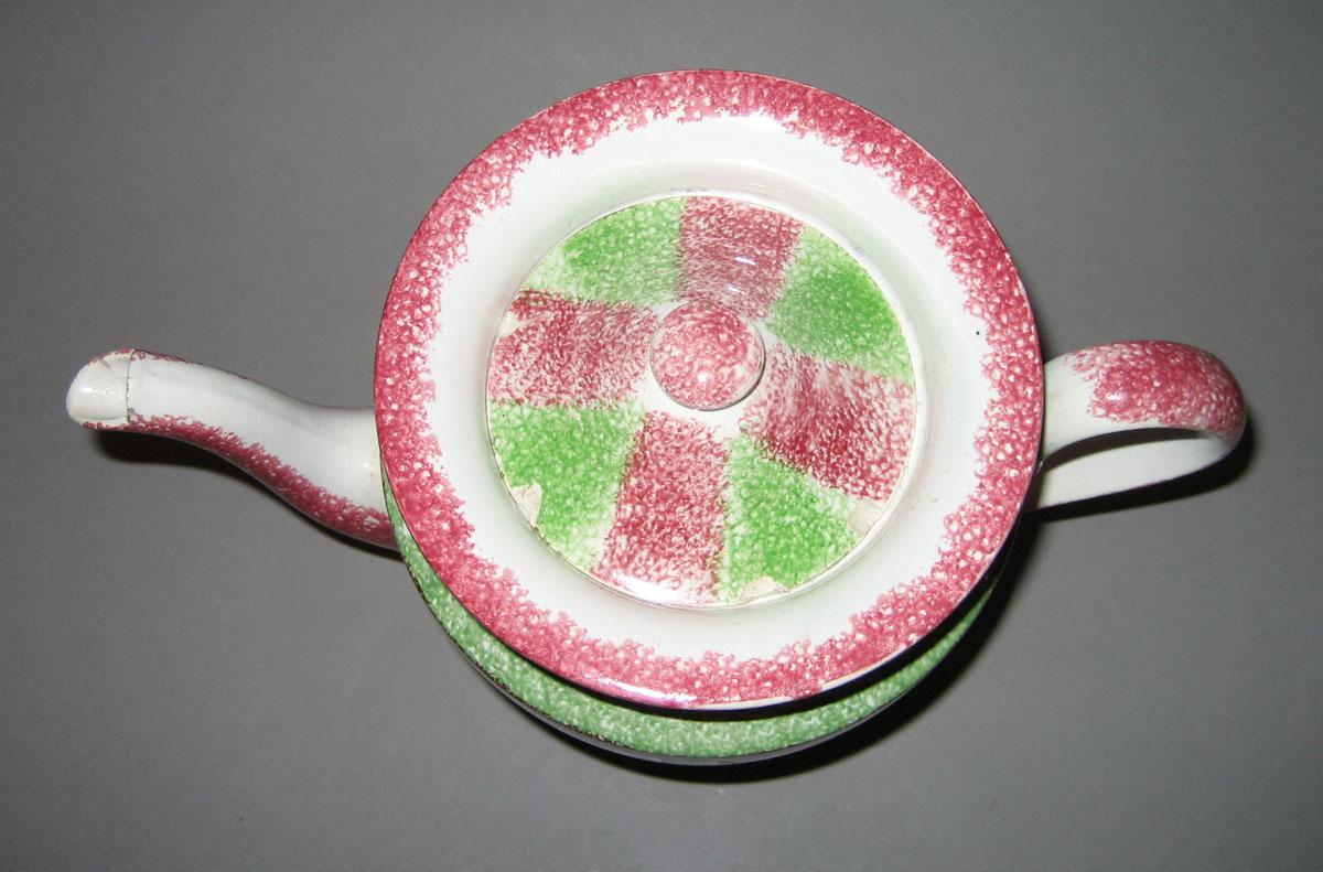 1965.1128 Teapot upper