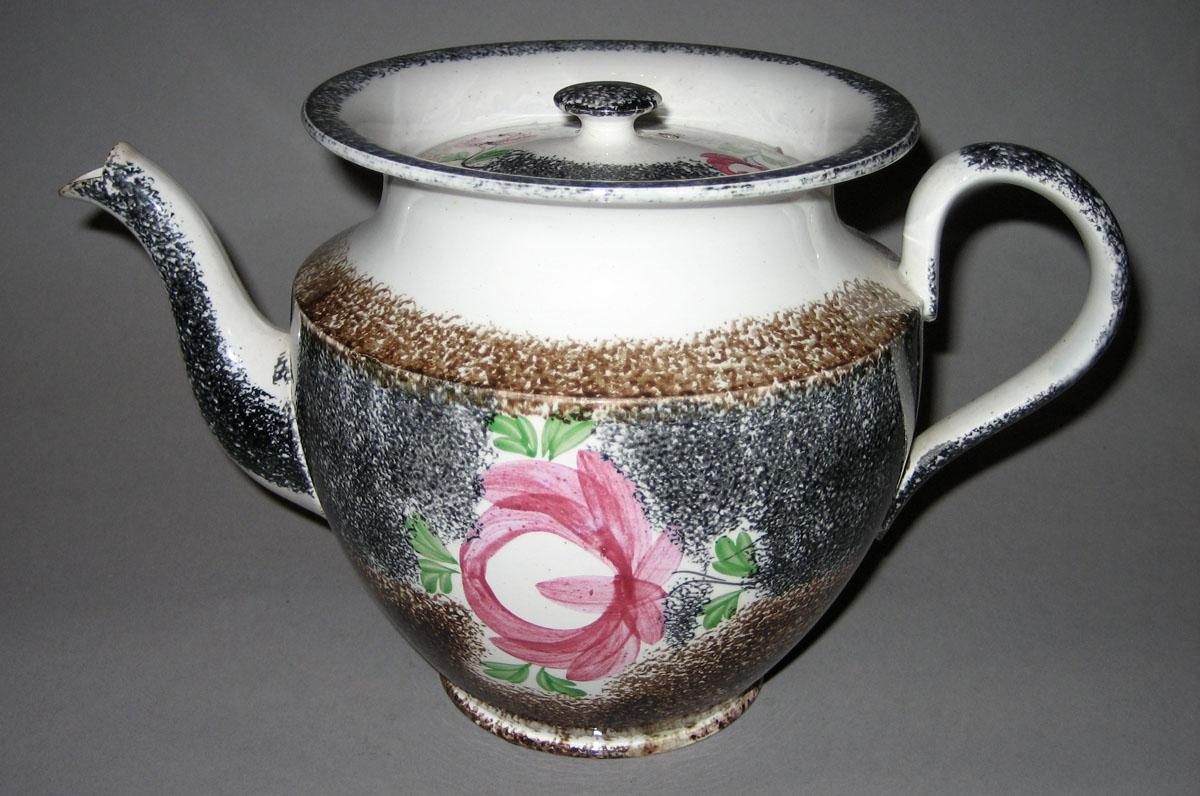1965.1140 Teapot