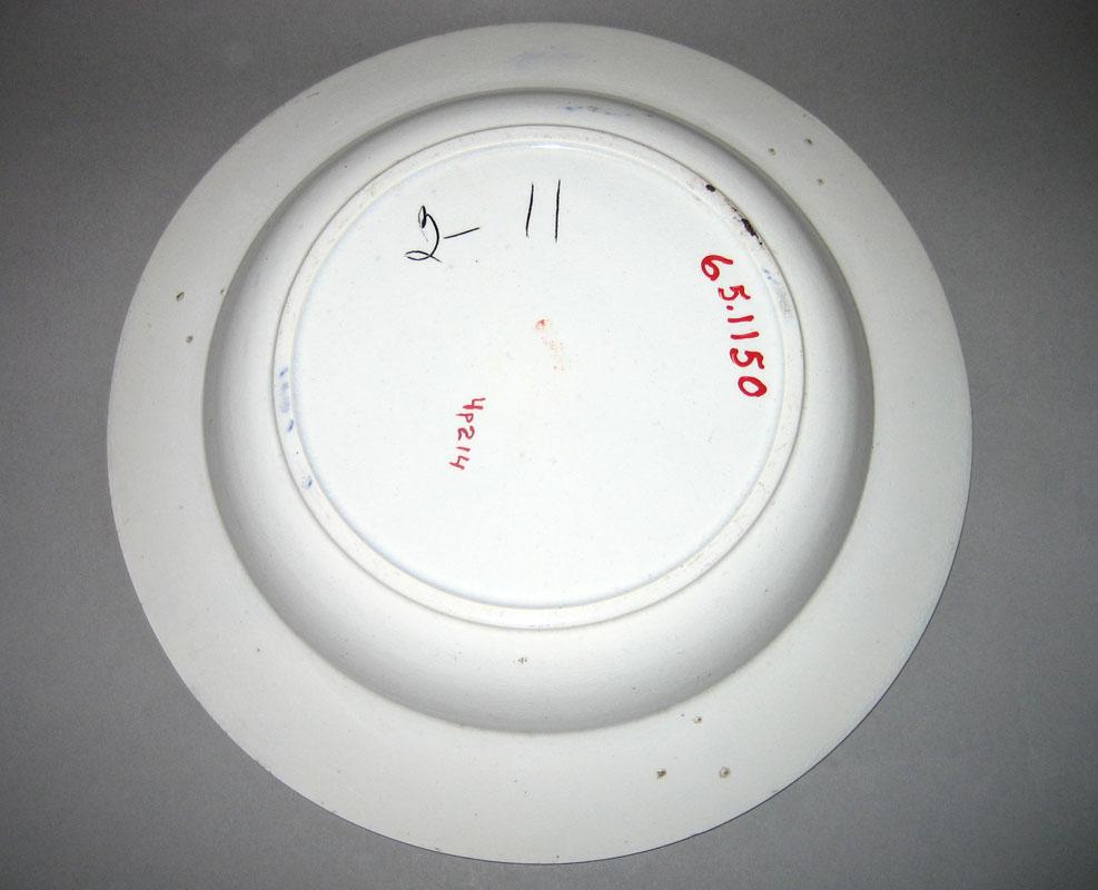 1965.1150 Plate or bowl underside