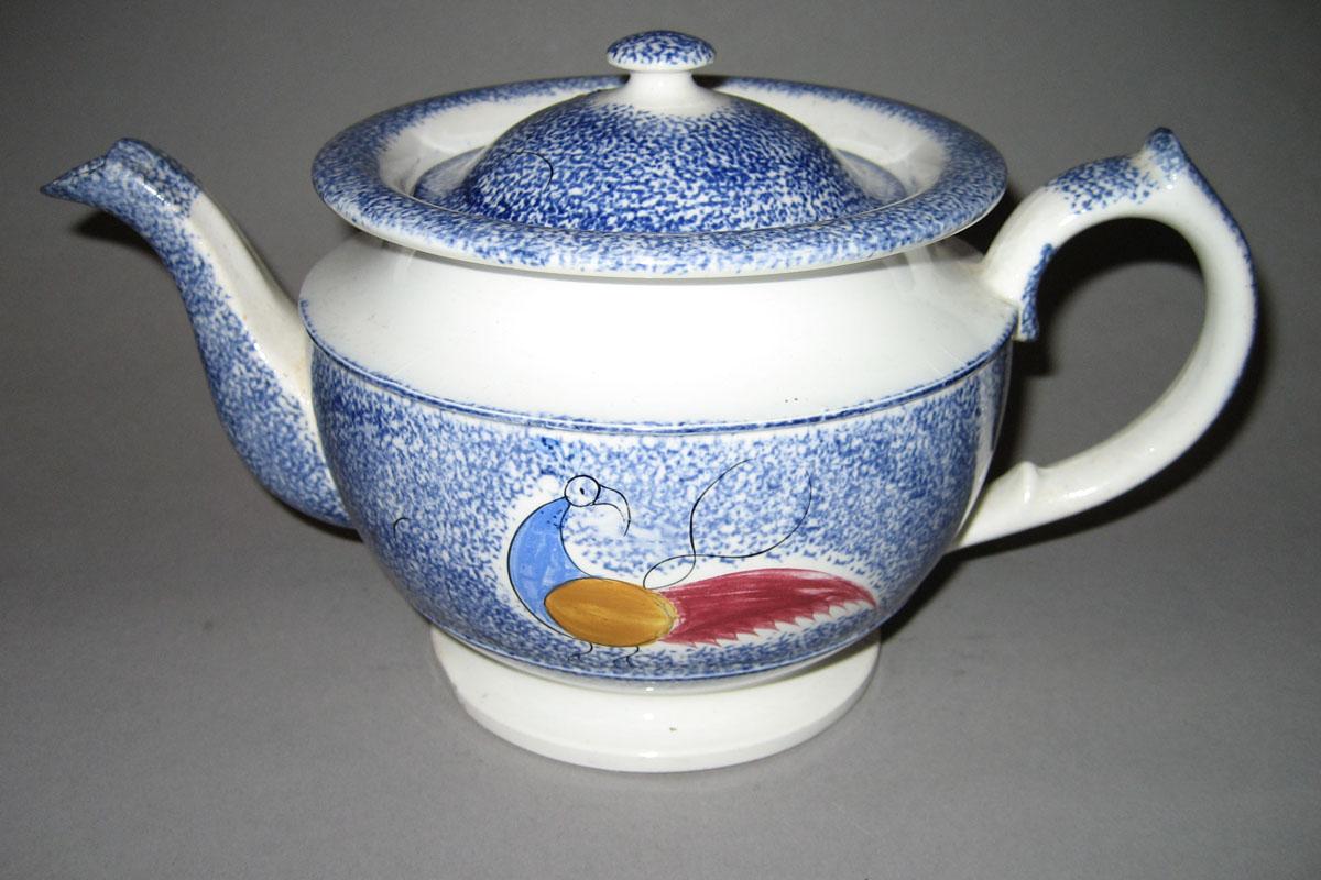 1965.1154 Teapot