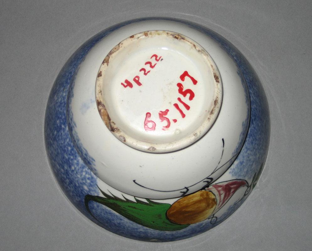 1965.1157 Bowl underside