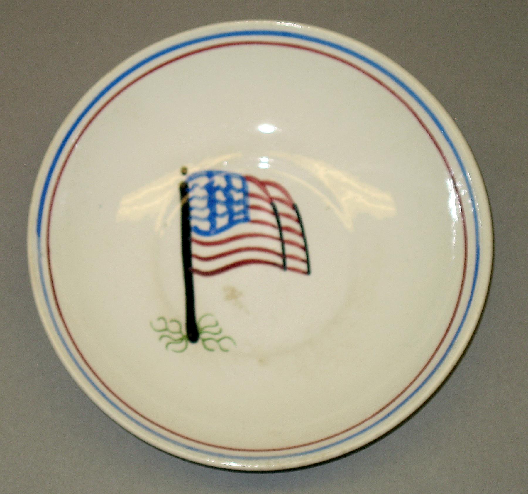 1965.1191 B Earthenware saucer