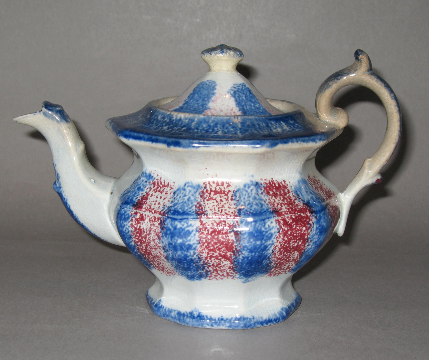 1965.1193.001 A, B Teapot