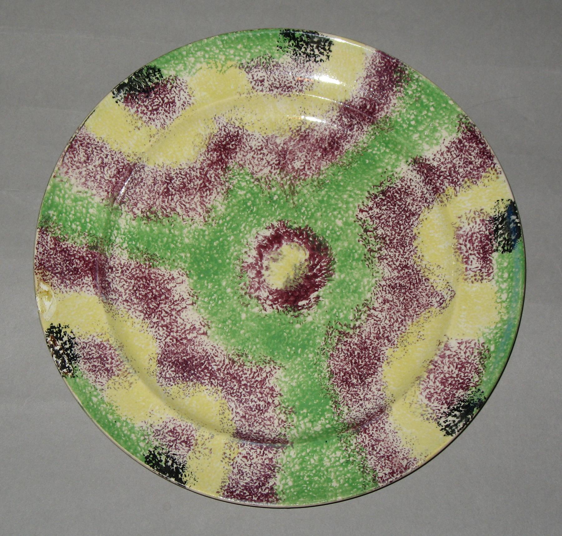 1965.1195.004 Spatterware plate