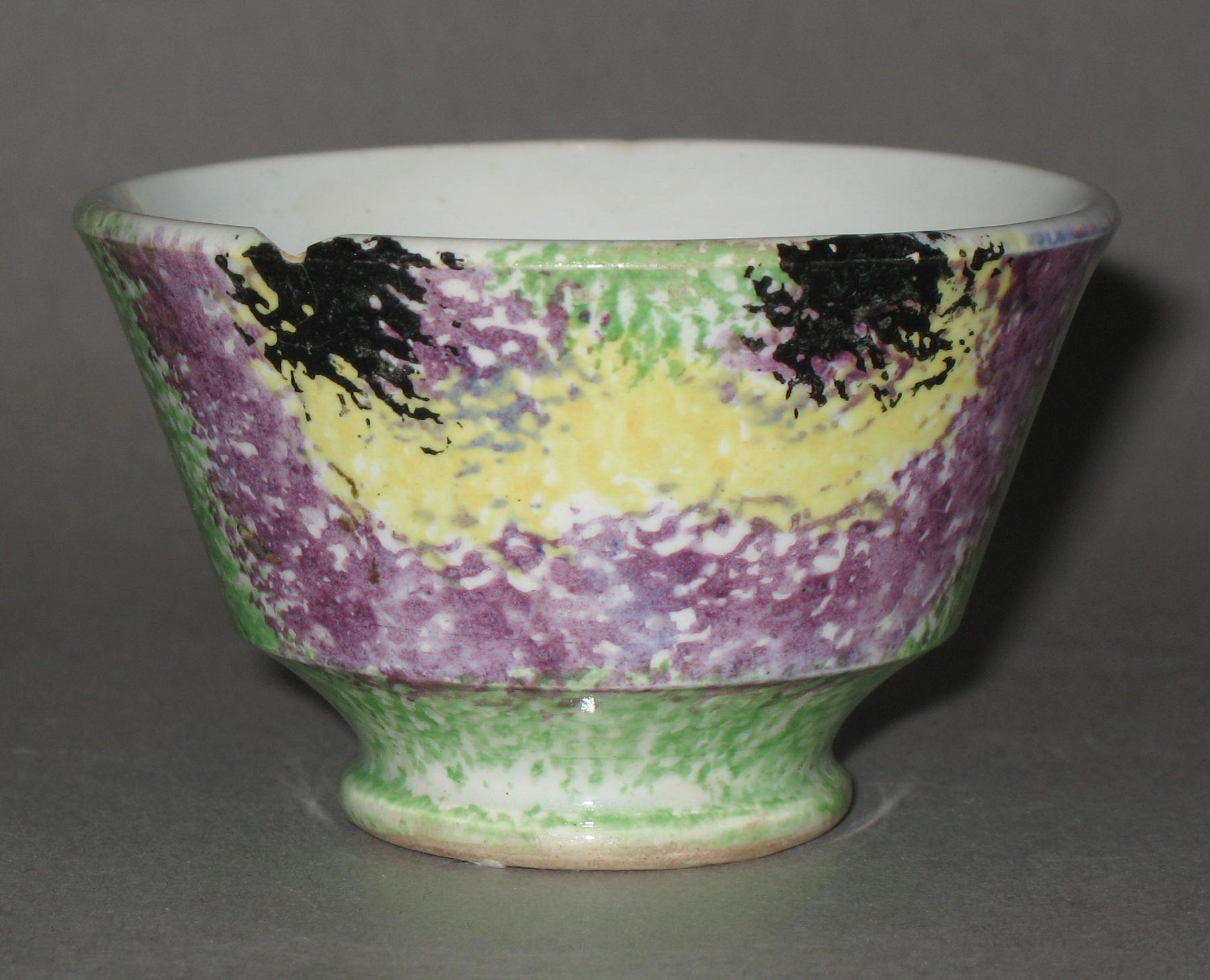 1965.1195.008 Teabowl