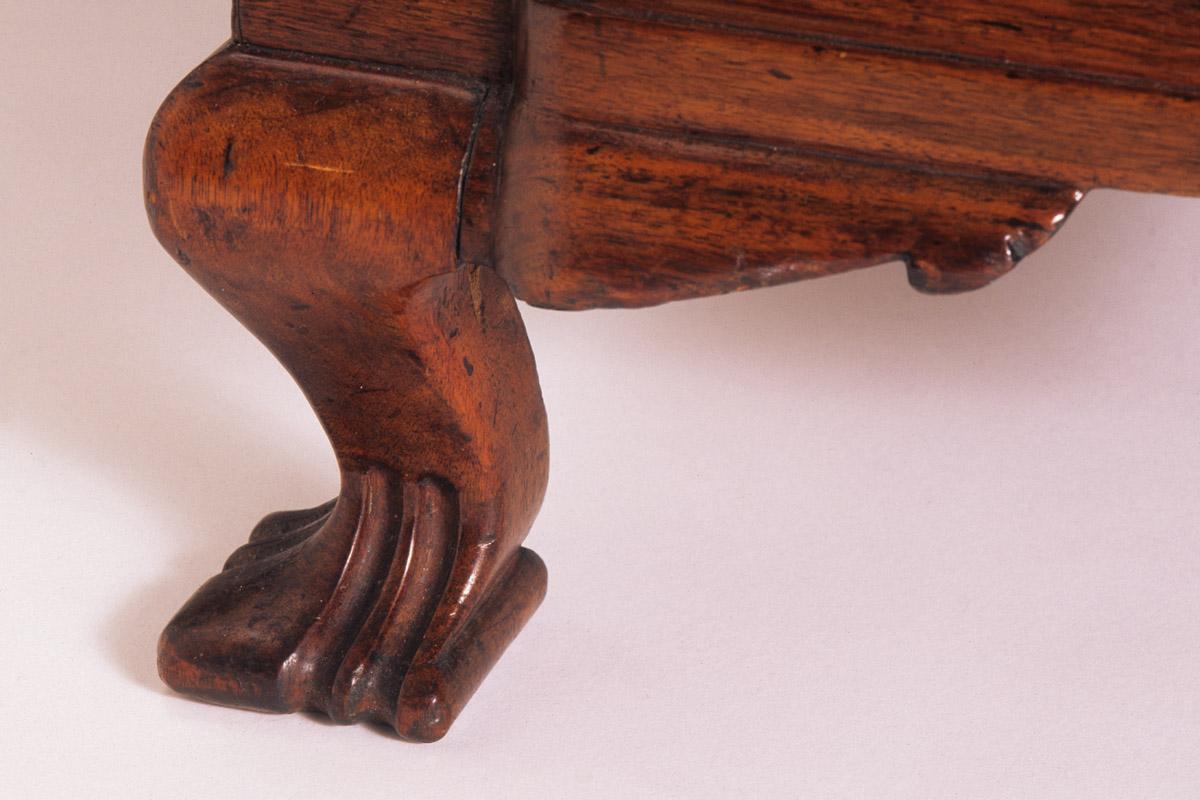 1952.0148 Table, detail, leg