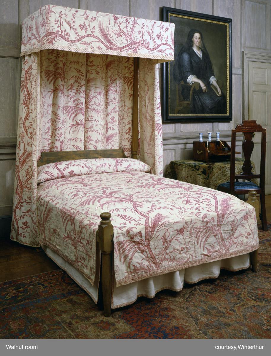 Room-Walnut Room