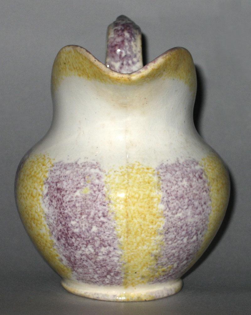 1965.1221 Jug pouring lip