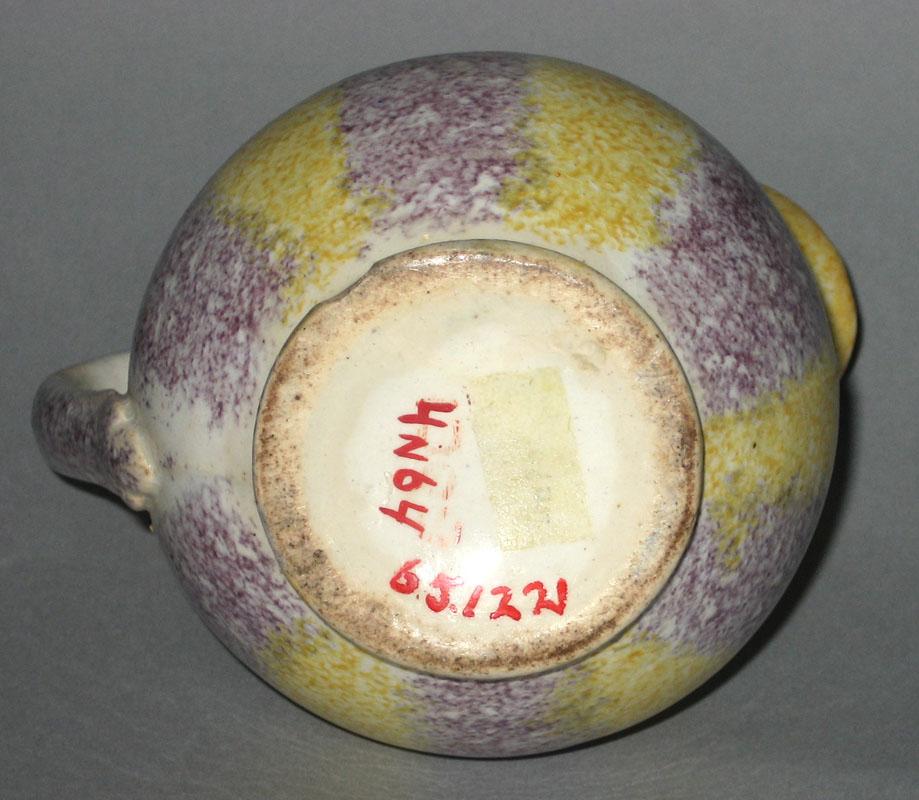 1965.1221 Jug underside