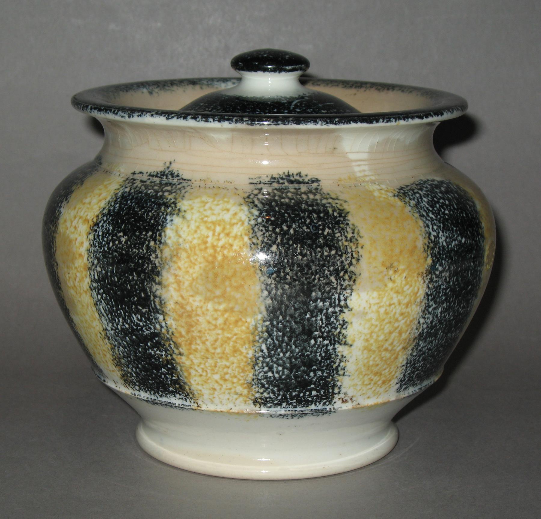 1965.1268 Spatterware sugar bowl