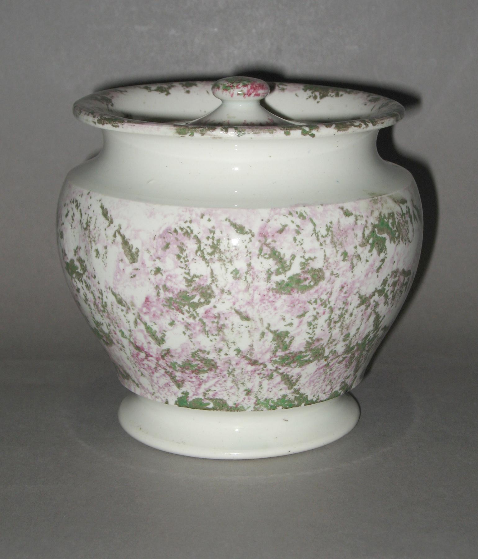 1965.1269 Spatterware sugar bowl