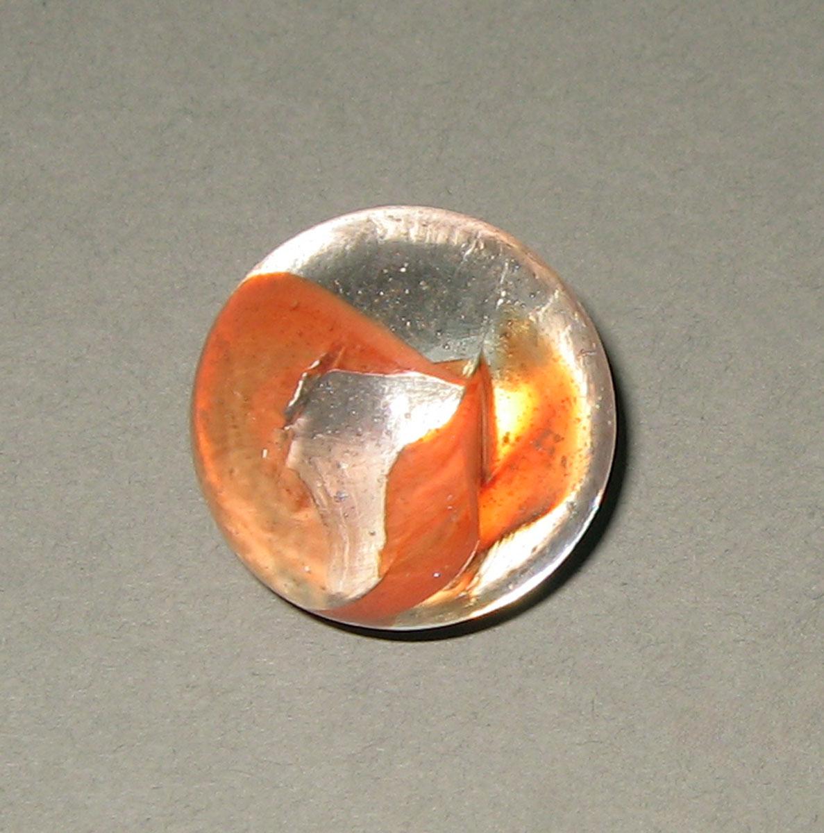 1965.1290.012 Glass marble