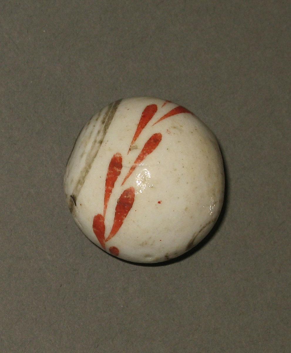 1965.1294 Glass marble