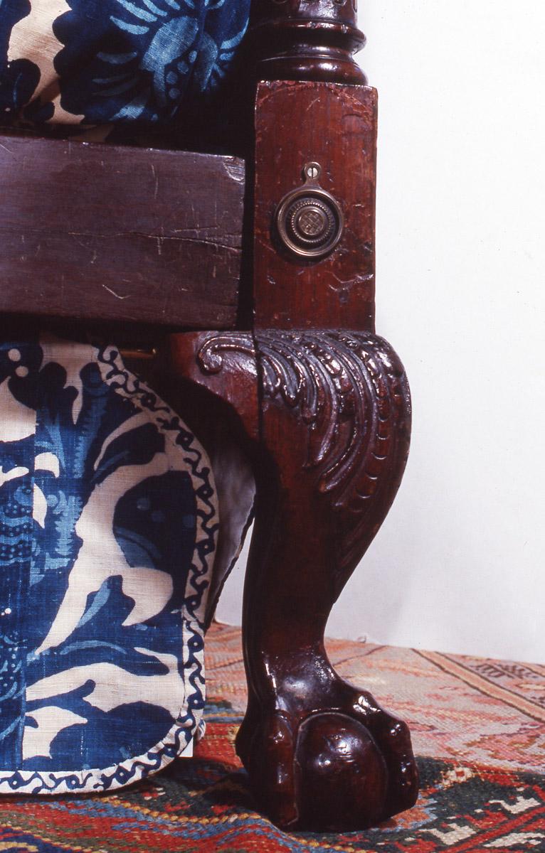 1955.0799 Bed (detail 2)