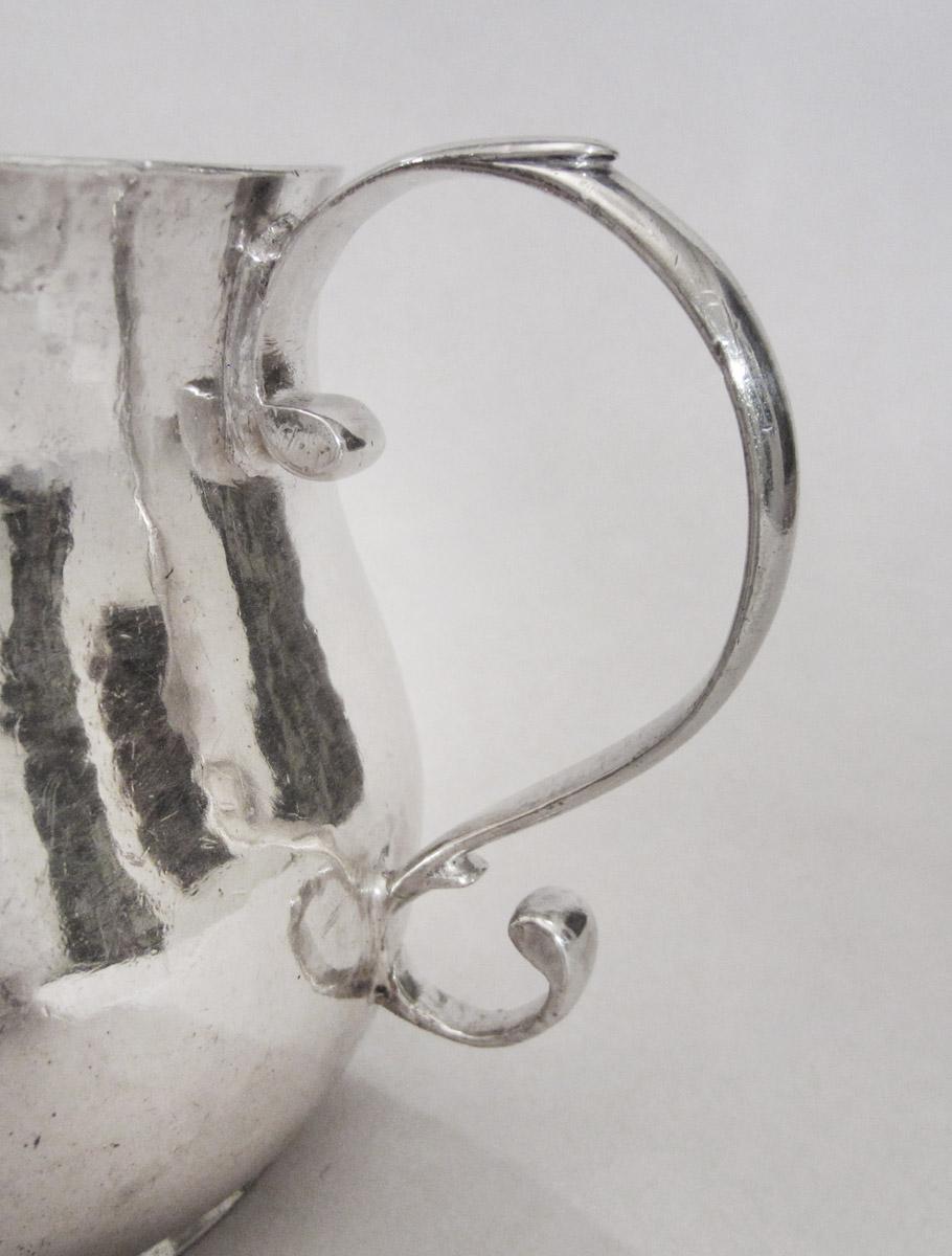 1965.1350 Cup, handle