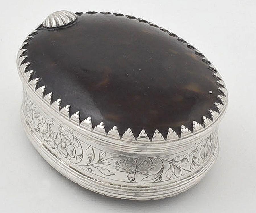 1965.1351 Tabacco Box, View 4