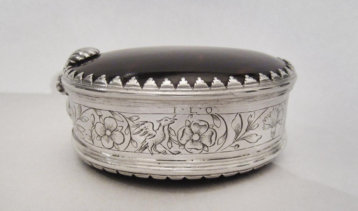1965.1351 Tobacco box, view 2