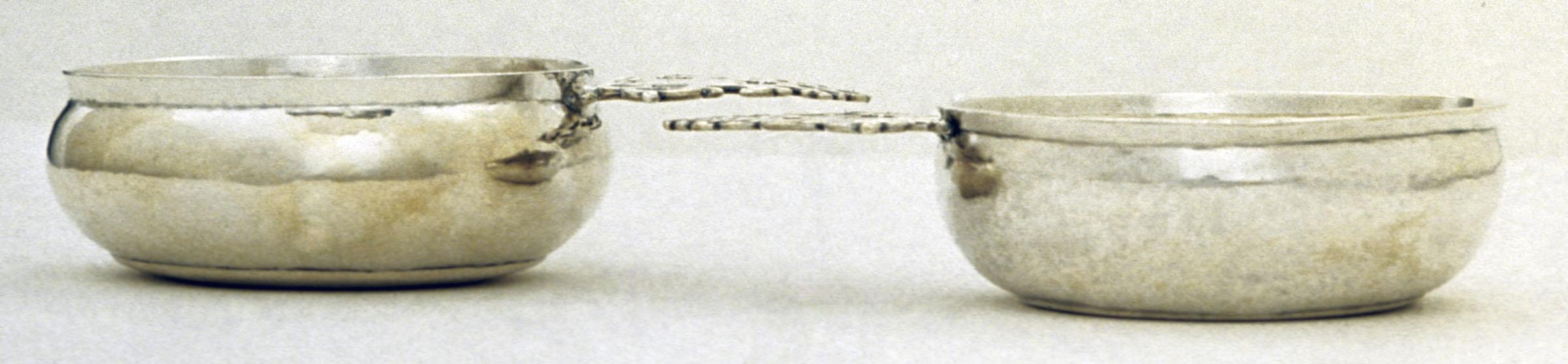 1959.2303, 1965.1352 Porringer