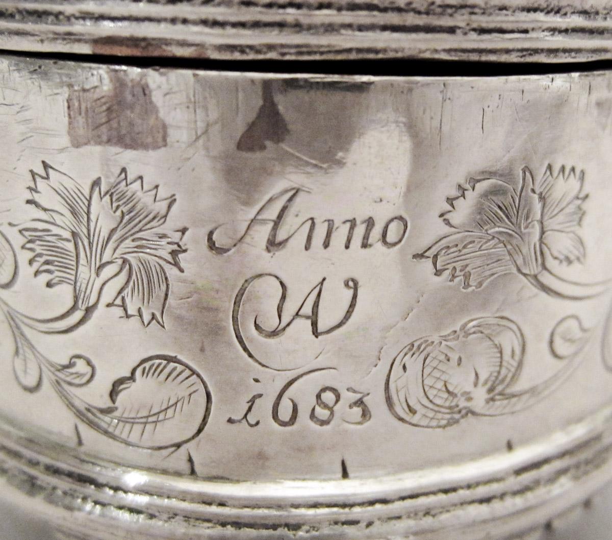 1965.1356 Tobacco box, engraving 1