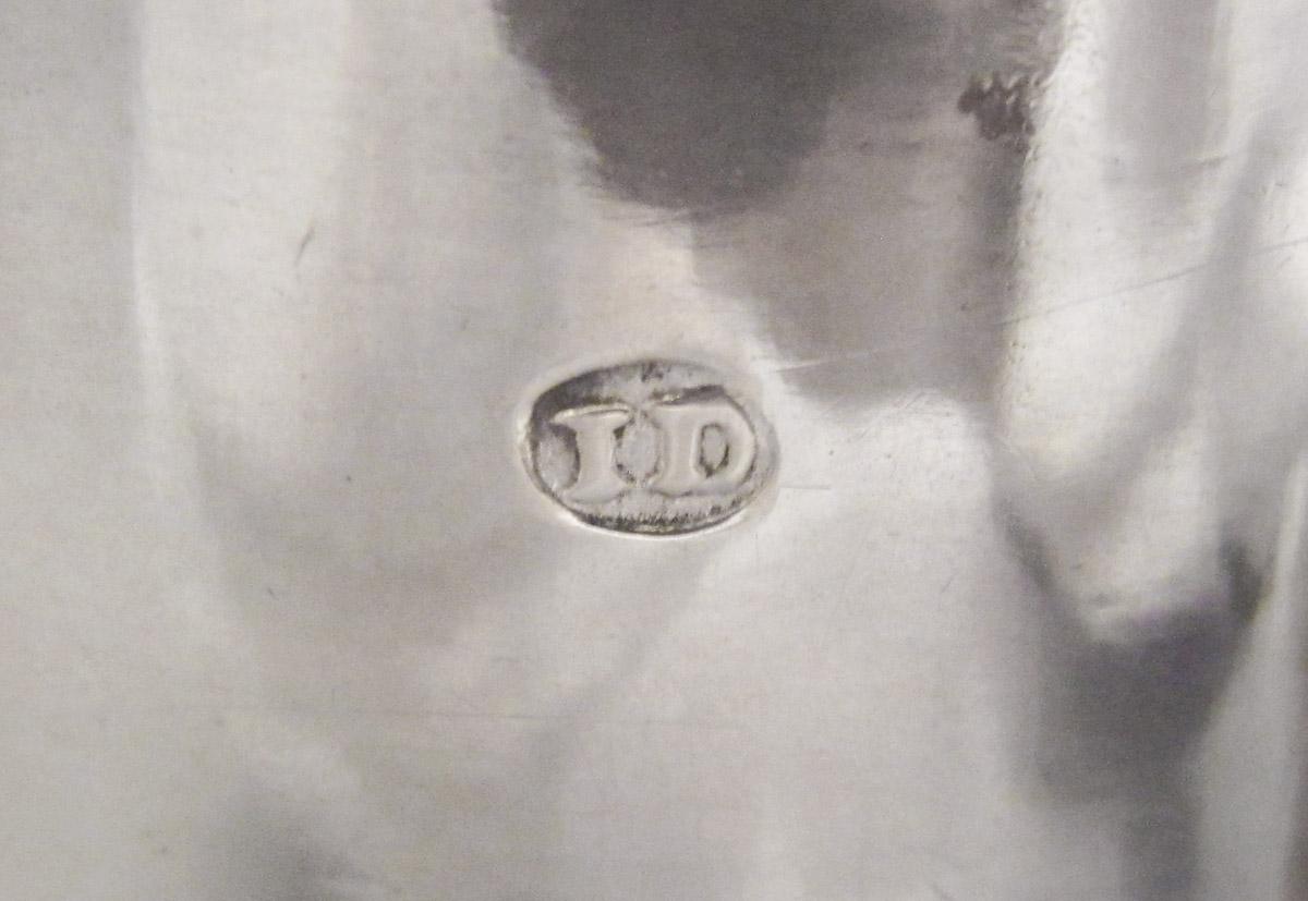1965.1357 Spout cup, mark 1