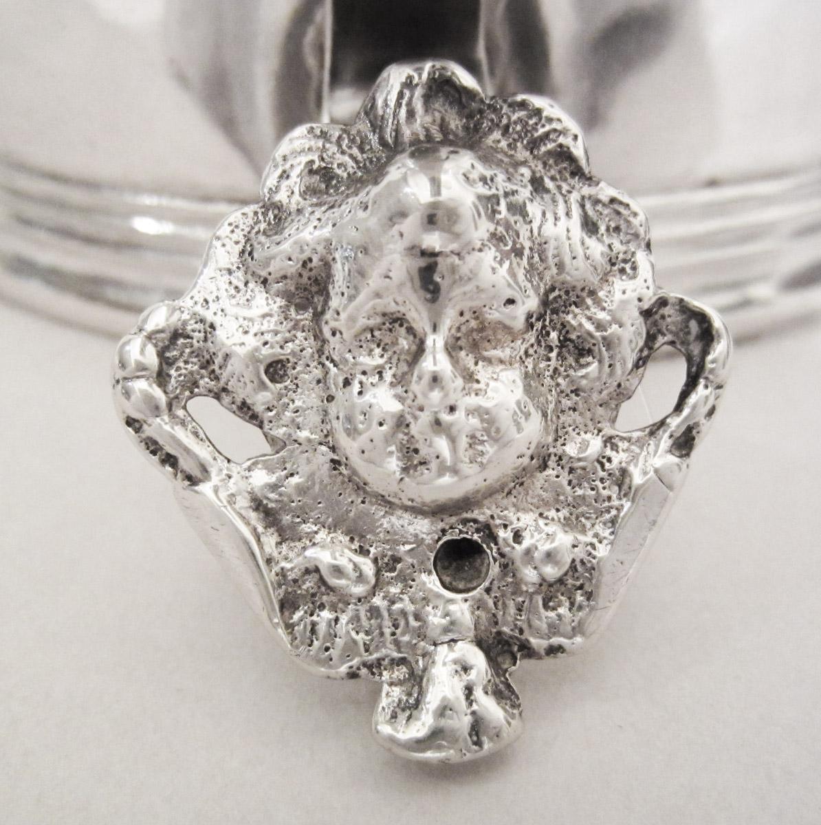 1965.1362 Tankard, detail 2
