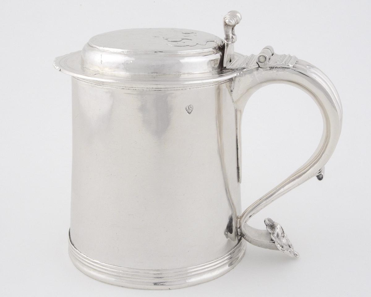 1965.1362 Tankard, side 2