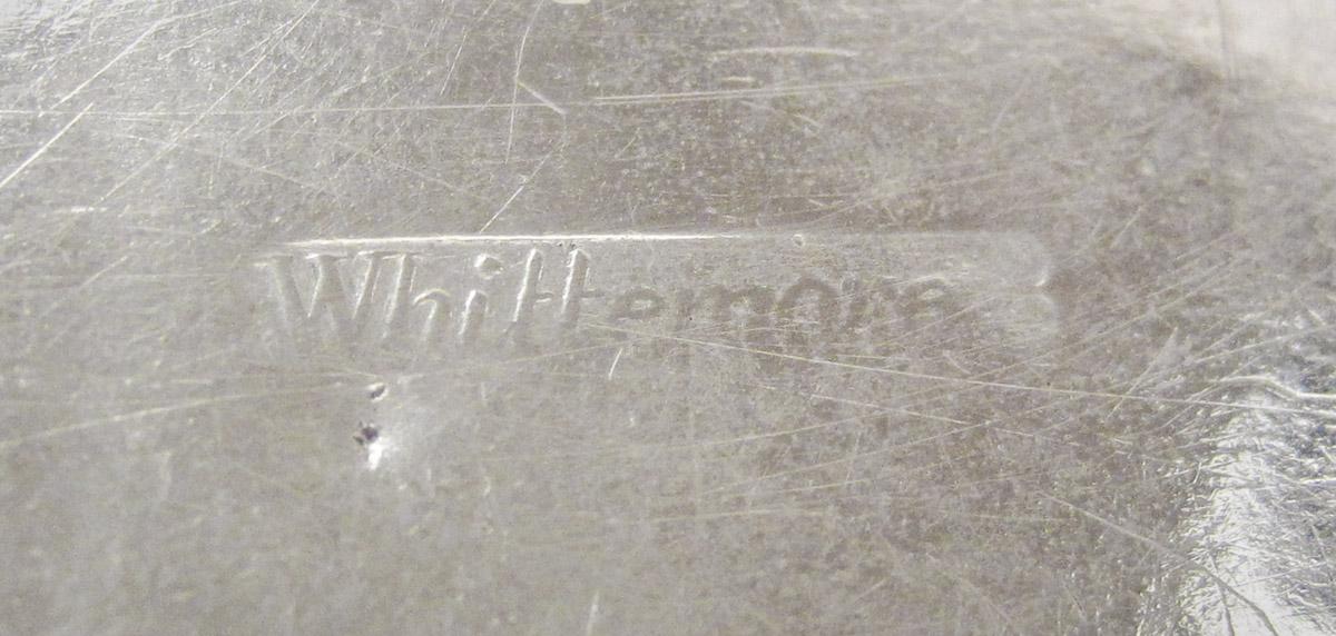 1965.1364 A Snuff box, mark