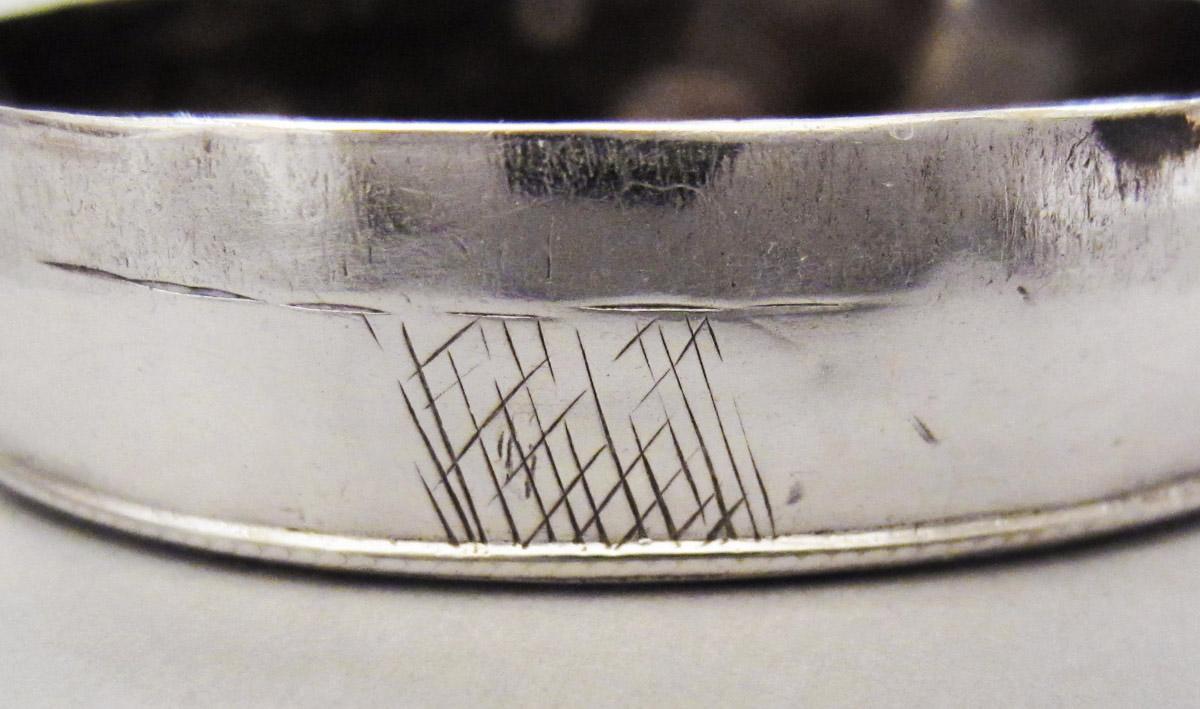 1965.1366 A Patch box, detail 1