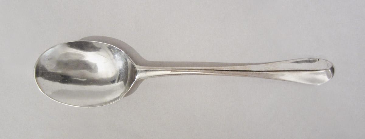 1965.1367 Spoon, upper surface