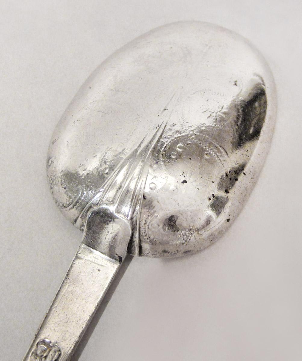 1965.1369 Spoon, drop decoration