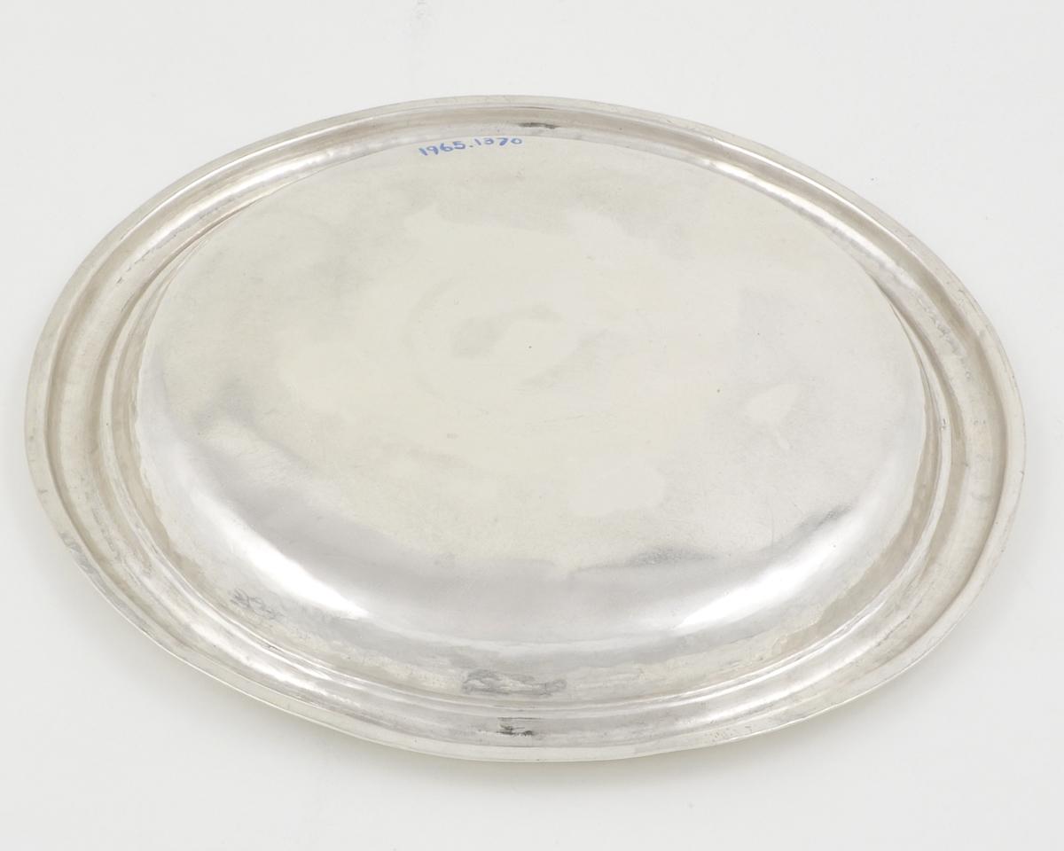 1965.1370 Cover, underside
