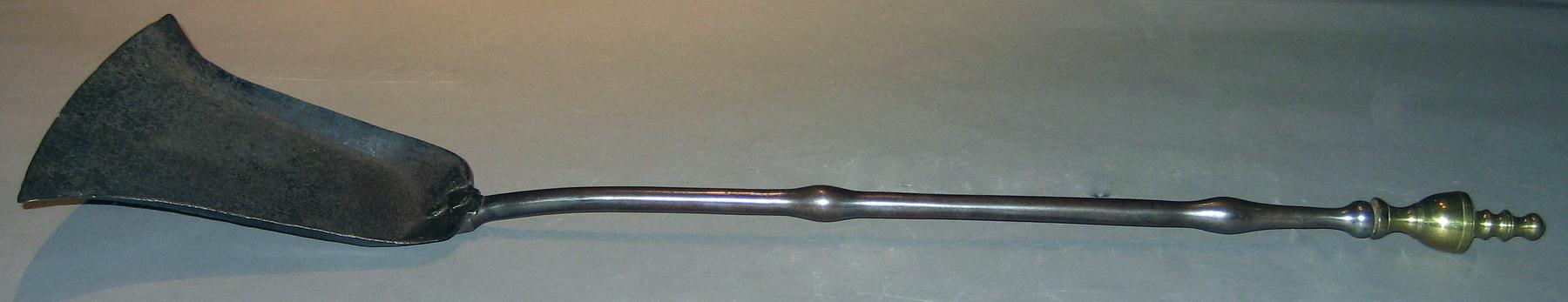 1956.0002.001 Shovel