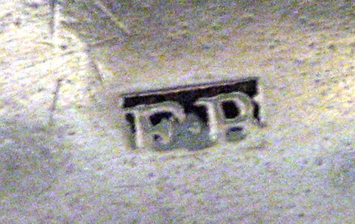 1962.1384 Silver Salver mark 1