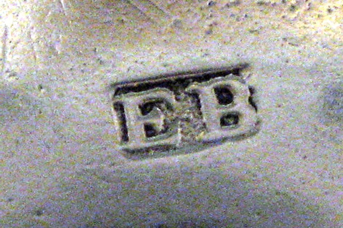 1962.1384 Silver Salver mark 2
