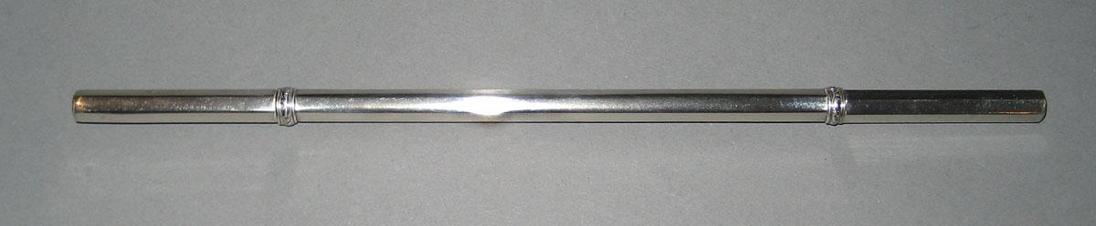 1965.1386 A, B Tool (for sewing)